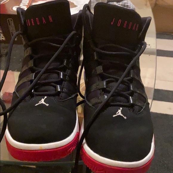 Jordan girl - Picture 2 of 4